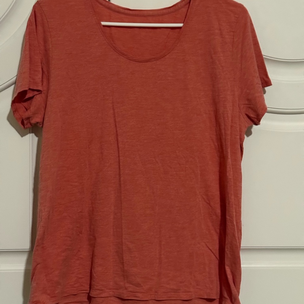 Garnet Hill Women's Coral Short Sleeve Tee